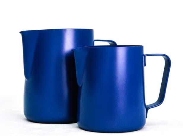 FROTHING PITCHER 1000ml choice of Black, Red, Blue